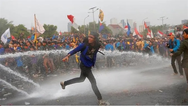 Indonesia: Hang chuc ngan sinh vien bieu tinh phan doi Luat chong tham nhung va Bo luat Hinh su moi