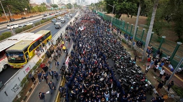 Indonesia: Hang chuc ngan sinh vien bieu tinh phan doi Luat chong tham nhung va Bo luat Hinh su moi