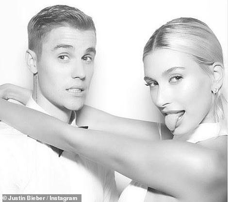 Justin Bieber và Hailey tung ảnh 'lung linh' hạu dám cuói