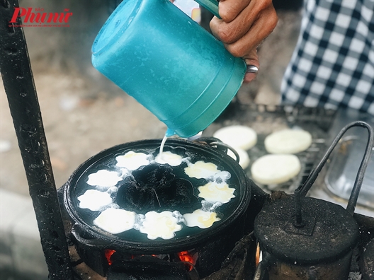 Nhung nho huong vi banh khoai mi, banh dua nuong moc mac cua tuoi tho