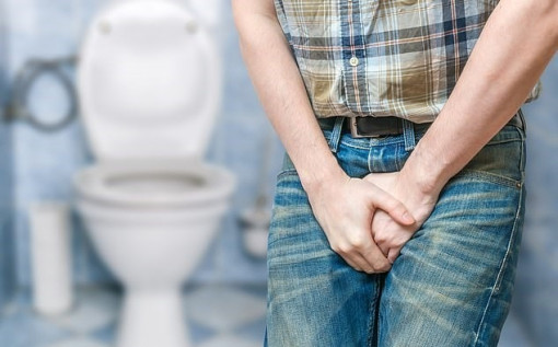 Viên đạn nằm hơn 18 năm trong bàng quang của bệnh nhân 42 tuổi