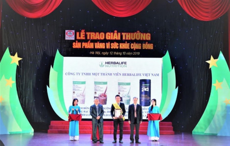Herbalife Việt Nam nhận giải thưởng 'Sản phẩm vàng vì sức khỏe cộng đồng' năm 2019