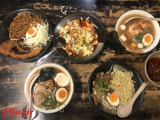 Sai Gon van co quan mi ramen gia re hon hai, ba lan thong thuong nhung vo cung chat luong