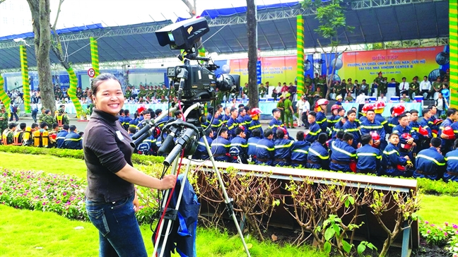 Quay phim Nguyen Viet Duy Linh: Hai mang mau tuong phan