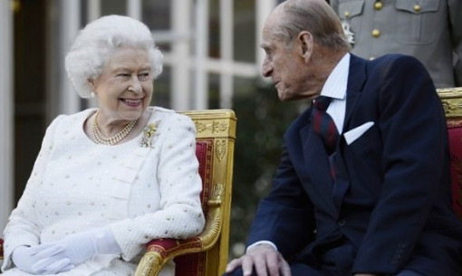 Ngày trọng đại, chồng nữ chính khách tặng quà gì cho vợ?