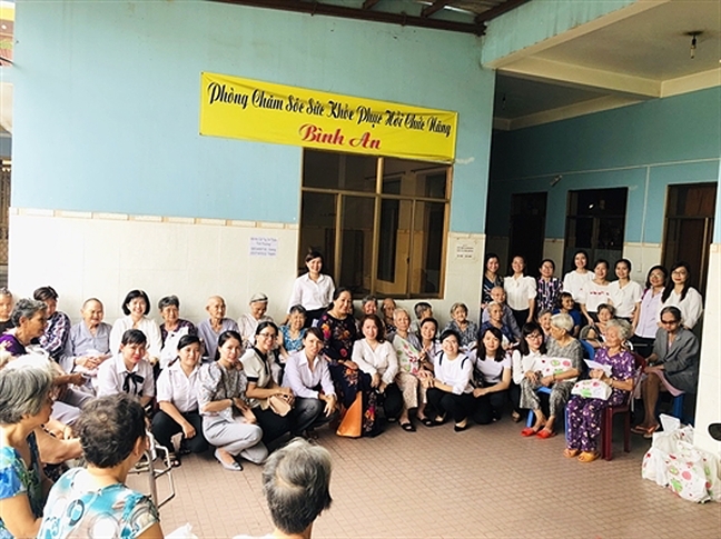 Nha tam lanh cho phu nu, tre em bi xam hai, bao hanh: Cho den bao gio?