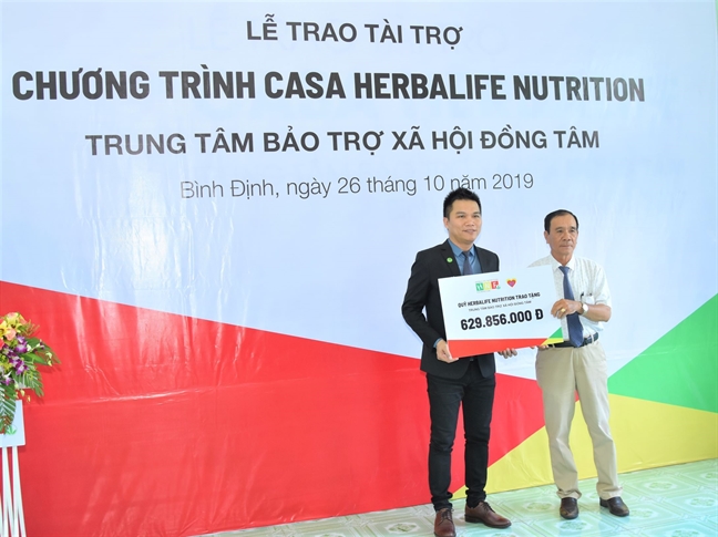 Quy Herbalife Nutrition cong bo ho tro dinh duong nam thu 7 cho tre tai Trung tam bao tro xa hoi Dong Tam