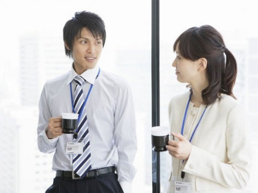 Dở như vợ chồng cùng công sở