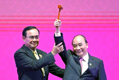 Việt Nam tiếp nhận vai trò chủ tịch ASEAN 2020