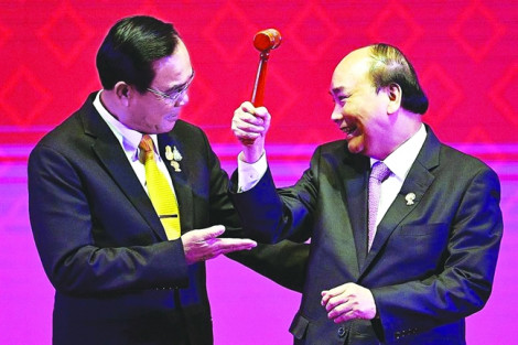 Việt Nam là đầu tàu “gắn kết và  chủ động thích ứng” của ASEAN