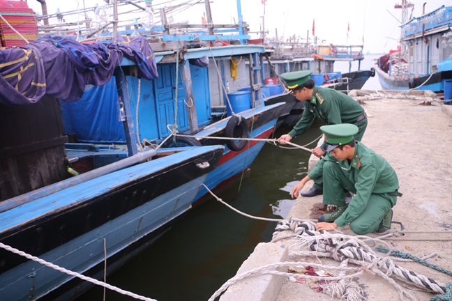 Thua Thien Hue cam bien phong tranh bao so 6