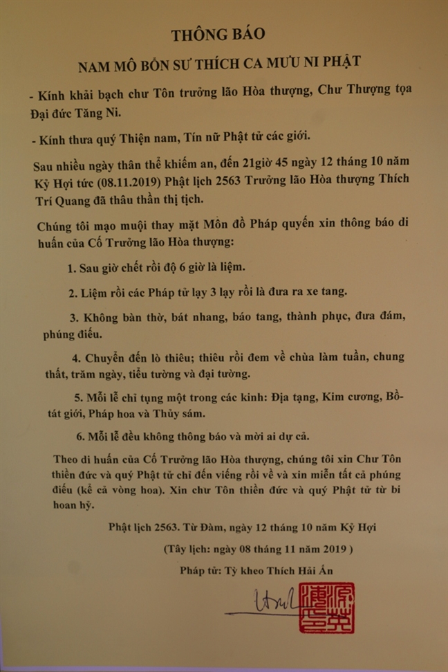 Hang nghin tang ni phat tu den du le nhap kim quan Dai lao Hoa thuong Thich Tri Quang