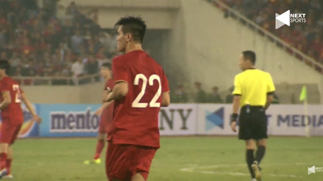 Viet Nam thang UAE 1-0 len dinh bang G