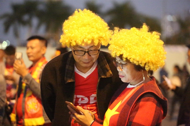 'Chao lua' My Dinh nong ruc trong thoi tiet 20 do C