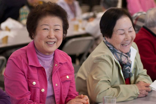 Căng như dây đàn khi cha mẹ ruột dọn đến ở nhà cha mẹ chồng