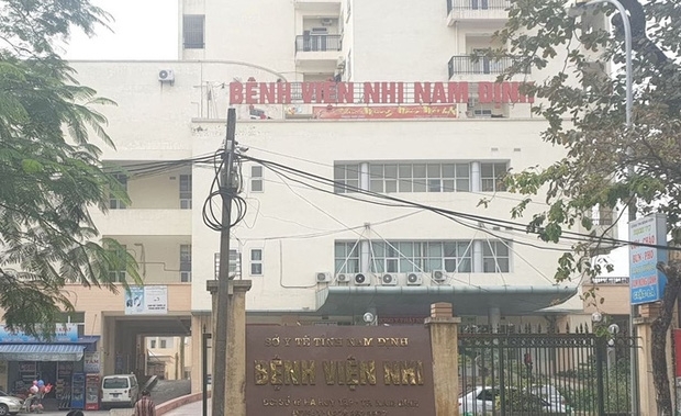 Them 2 dieu duong bi 'cam di khoi noi cu tru' vi an cap thuoc dem ban