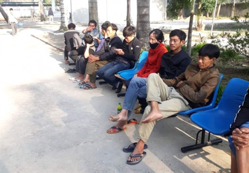 Sau khi con chết, sản phụ rơi vào nguy kịch đã tử vong