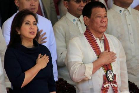 Ông Duterte cách chức kiêm nhiệm chống ma túy của phó tổng thống
