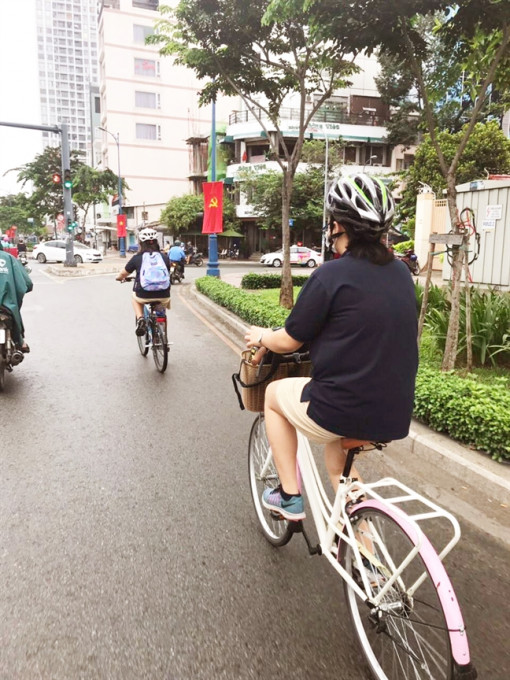 Một cuộc chiến giành con hậu ly hôn quái lạ