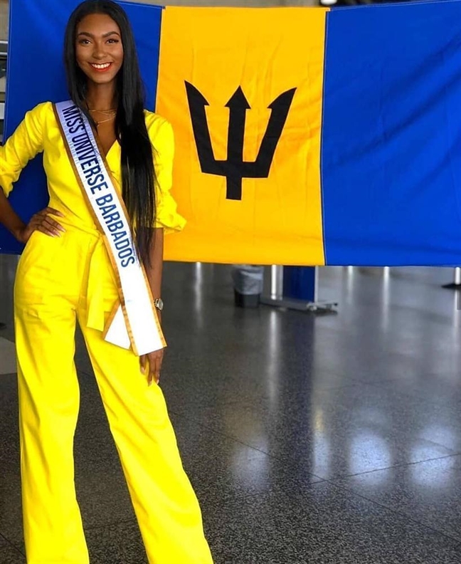 Thoi trang san bay sanh dieu cac dai dien tham du 'Miss Universe 2019'