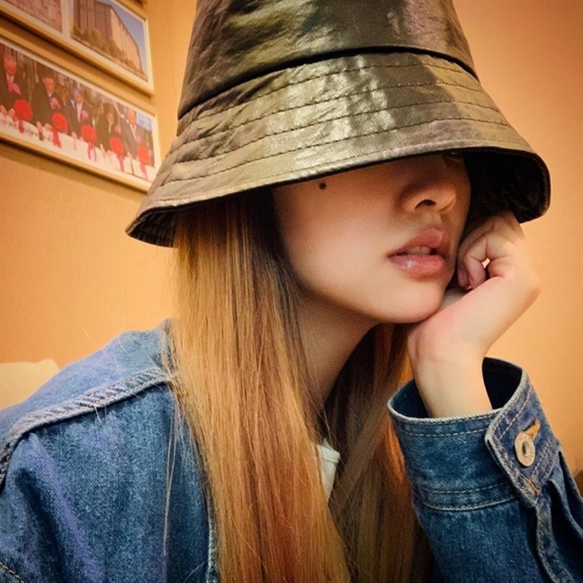 Sao Viet va sao chau A lang xe chiec mu tai beo thanh hot trend 2019