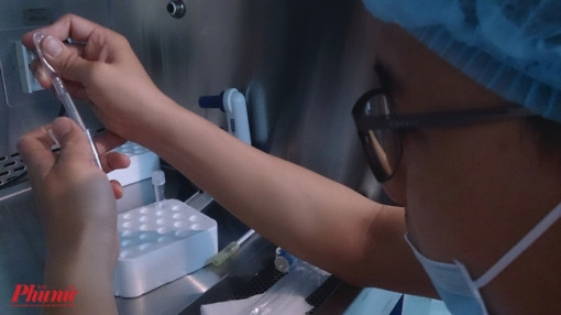 Uống viên hỗ trợ sinh sản, chưa thụ thai đã rối loạn cương