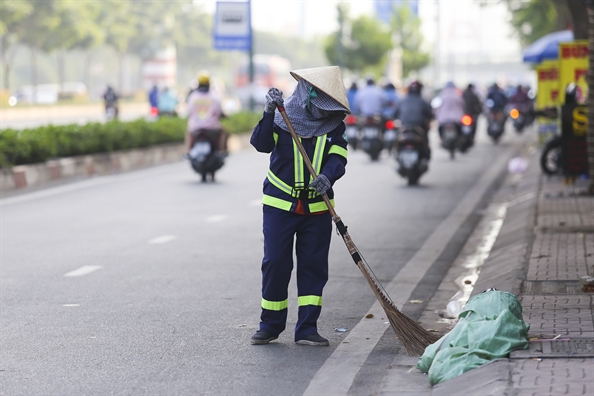 Troi tro lanh, nguoi Sai Gon quang khan, mac ao am khi ra duong