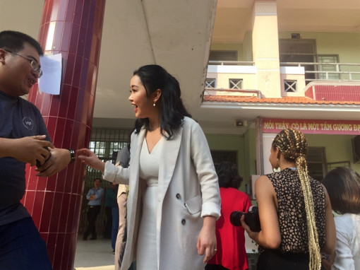 Nữ diễn viên Hollywood gốc Việt Lana Condor xúc động trong lần đầu tiên trở về Việt Nam