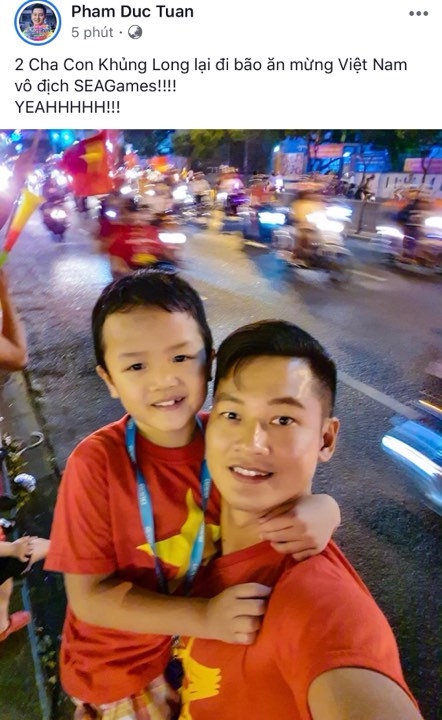 Nghe si Viet 'bao mang' mung Viet Nam vo dich SEA Games sau 30 nam