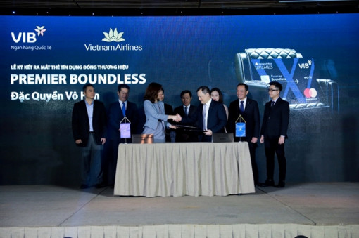 VIB và Vietnam Airlines hợp tác ra mắt dòng thẻ bay đặc quyền Premier Boundless