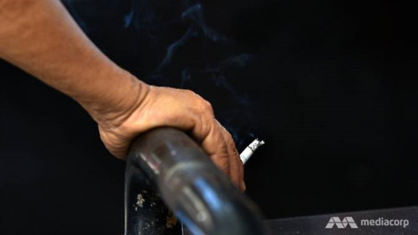 Từ năm tới, hút thuốc lá ở nhà hàng Malaysia sẽ bị phạt nặng