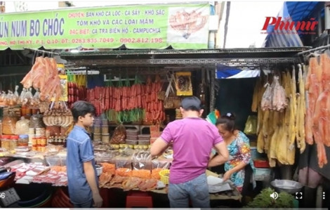 Đầu năm đi chợ Campuchia giữa trung tâm Sài Gòn