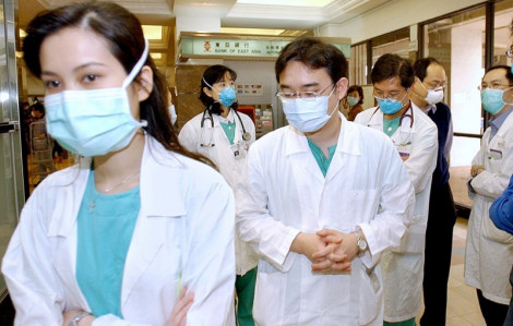 Trung Quốc điều tra ổ dịch viêm phổi bùng phát giống bệnh SARS