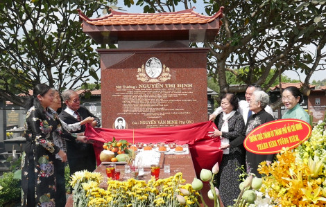 Lễ khánh thành khu mộ Nữ tướng Nguyễn Thị Định