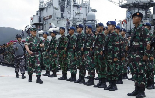 Tàu cá Trung Quốc không chịu rời khỏi vùng đặc quyền kinh tế của Indonesia