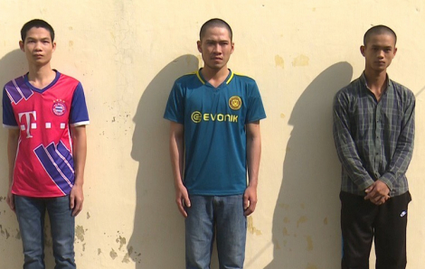 3 thanh niên bị bắt vì ghen tuông, đánh bạn nhậu nhập viện