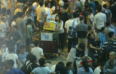 Sân bay Tân Sơn Nhất phục vụ 3,8 triệu lượt khách dịp Tết
