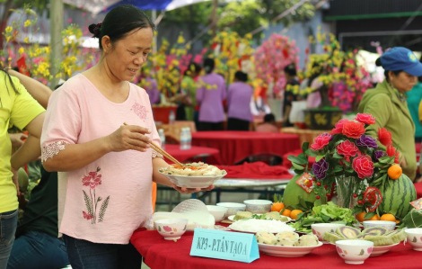 Chị Nga 'vé số'