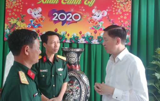 Lãnh đạo TPHCM thăm, chúc tết các đơn vị lực lượng vũ trang tại Bình Dương