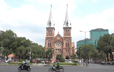 Nhà thờ Đức Bà Sài Gòn ngừng đổ chuông trong thời gian Tết Nguyên đán