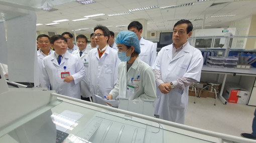 Trở về từ Vũ Hán, nữ sinh phải nhập viện ở Hà Nội vì nghi nhiễm virus corona