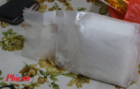 Bắt hai đối tượng mang gần 1kg ma túy đá từ TP.HCM lên Bình Phước tiêu thụ