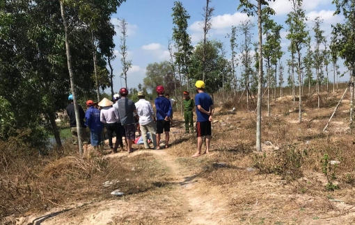 Thanh niên gục chết sau đuôi xe máy ở Bình Dương