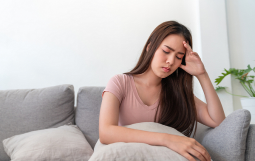 Chồng mải mê đi tìm vận đỏ đầu năm