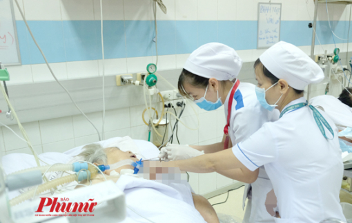 Vì sao Việt Nam chưa công bố tình trạng khẩn cấp?