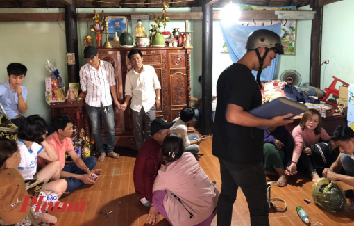 Phá sòng bạc trăm triệu do cụ bà 81 tuổi điều hành