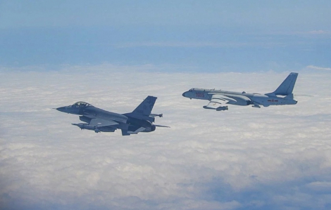 Đài Loan dùng máy bay phản lực ngăn chặn không quân Trung Quốc đại lục bay quanh đảo
