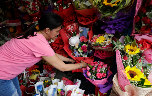 Bán hoa mừng Valentine thời Covid-19
