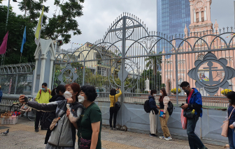 Đà Nẵng xử phạt người vứt khẩu trang không đúng nơi quy định