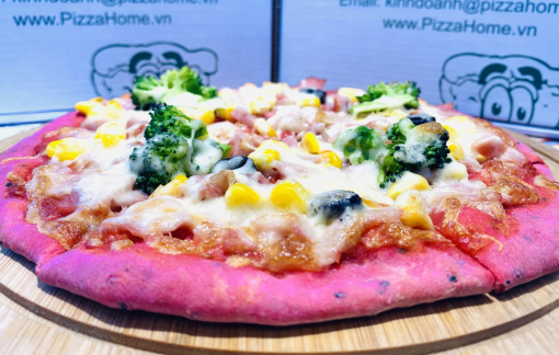 Sau bánh mì thanh long lại xuất hiện pizza thanh long